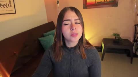 Snapshot of ariianabaker chatting on 11/13/25, 12:48 Arianna online show from 11/13/25, 12:48