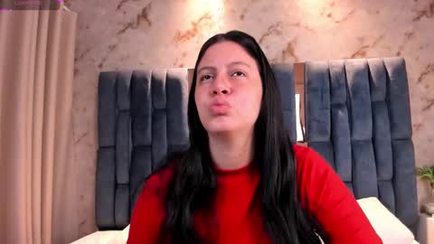 Ari Vega online show from 11/11/25, 06:35