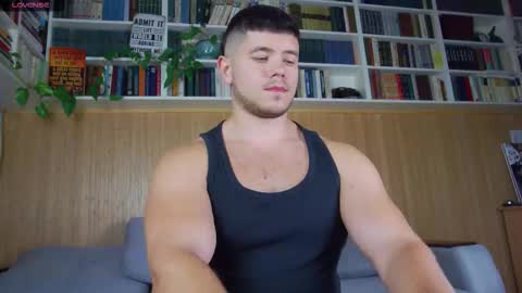 Snapshot of arilass chatting on 09/11/25, 11:32 A n g e l f r o m H e l l online show from 09/11/25, 11:32