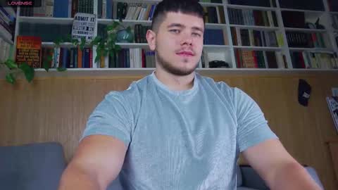 Snapshot of arilass chatting on 09/17/25, 06:59 A n g e l f r o m H e l l online show from 09/17/25, 06:59