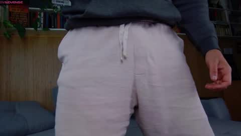 Snapshot of arilass chatting on 09/26/25, 07:01 A n g e l f r o m H e l l online show from 09/26/25, 07:01