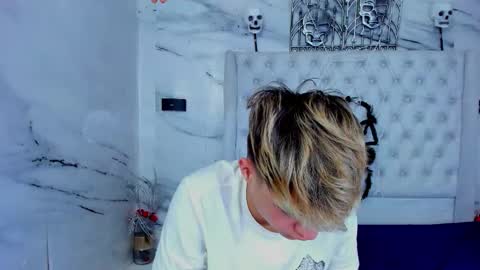 Snapshot of arissha_lee chatting on 11/01/25, 06:21 celina online show from 11/01/25, 06:21