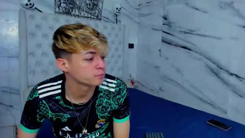 Snapshot of arissha_lee chatting on 11/07/25, 12:10 celina online show from 11/07/25, 12:10