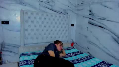 Snapshot of arissha_lee chatting on 11/12/25, 01:44 celina online show from 11/12/25, 01:44