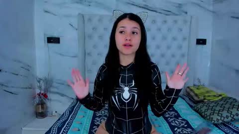 Snapshot of arissha_lee chatting on 11/15/25, 12:02 celina online show from 11/15/25, 12:02