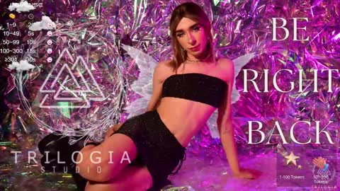 Snapshot of arivega chatting on 02/10/25, 02:52 Nice to meet you thumb up me please its important I LOOK MY BIO DOWN online show from 02/10/25, 02:52