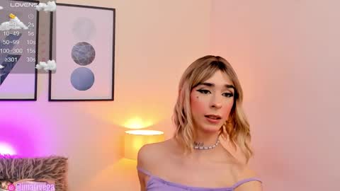 Snapshot of arivega chatting on 02/10/25, 11:55 Nice to meet you thumb up me please its important I LOOK MY BIO DOWN online show from 02/10/25, 11:55