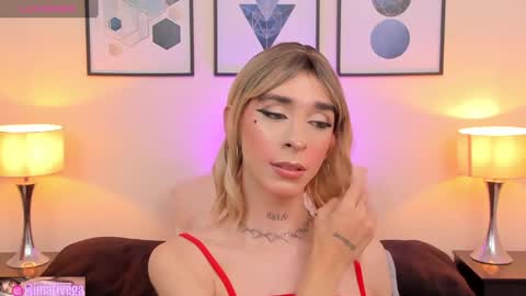 Snapshot of arivega chatting on 02/26/25, 03:21 Nice to meet you thumb up me please its important I LOOK MY BIO DOWN online show from 02/26/25, 03:21