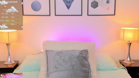 Snapshot of arivega chatting on 03/03/25, 10:42 Nice to meet you thumb up me please its important I LOOK MY BIO DOWN online show from 03/03/25, 10:42