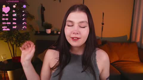 Astrid online show from 12/08/24, 12:30