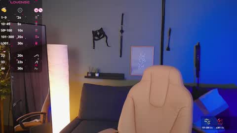 Astrid online show from 02/20/25, 12:30