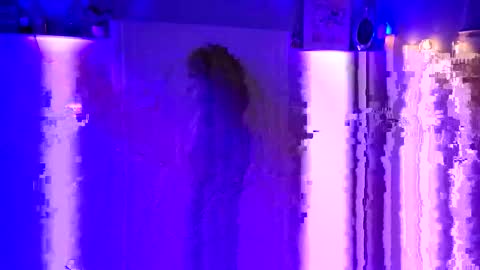 Nutter Butter online show from 11/05/25, 06:57