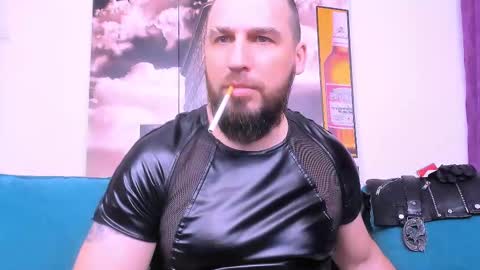 Snapshot of armandosteel chatting on 02/27/25, 04:31 Armando online show from 02/27/25, 04:31