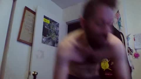 Snapshot of armyreeps chatting on 11/14/25, 08:46 SgtReeps online show from 11/14/25, 08:46