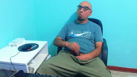 arnelux72 online show from 03/10/25, 05:11