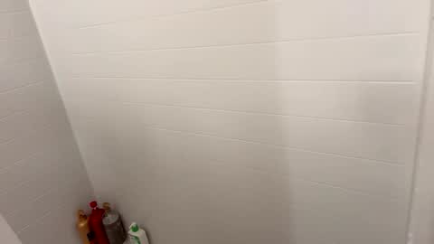 arnicbod online show from 10/26/25, 04:02