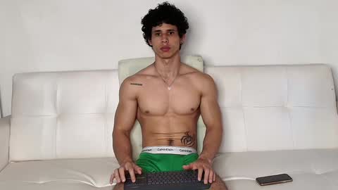 Snapshot of arnold_black69 chatting on 12/02/24, 07:38 arnold black online show from 12/02/24, 07:38