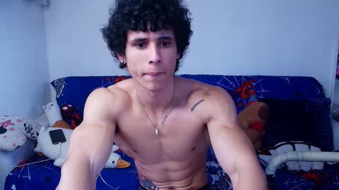 Snapshot of arnold_black69 chatting on 02/04/25, 08:06 arnold black online show from 02/04/25, 08:06
