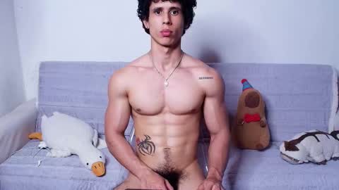 Snapshot of arnold_black69 chatting on 03/08/25, 10:45 arnold black online show from 03/08/25, 10:45