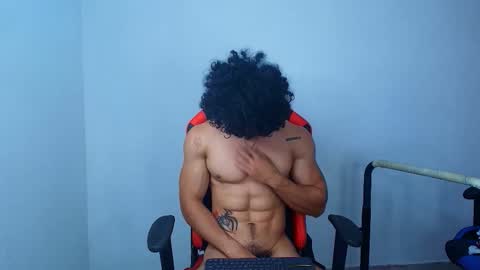 Snapshot of arnold_black69 chatting on 09/20/25, 01:12 arnold black online show from 09/20/25, 01:12