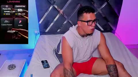 arnold sexy hot98 online show from 09/15/25, 05:46