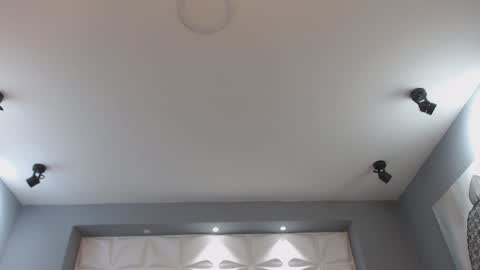 Arohom Lester online show from 10/28/25, 11:03