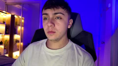 aron__cooper online show from 09/10/25, 02:00