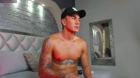 Snapshot of aron_bolt chatting on 12/27/24, 04:43 ARON BOLT online show from 12/27/24, 04:43