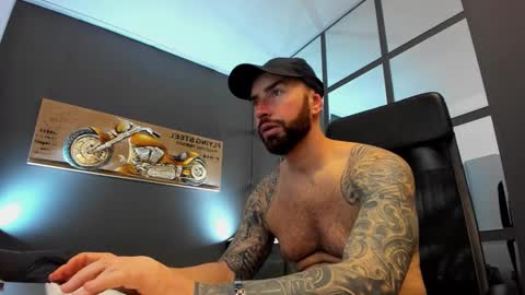 AronGrant online show from 12/04/24, 07:39