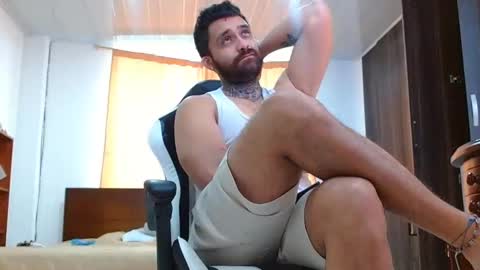 aronmiller online show from 01/19/25, 12:17