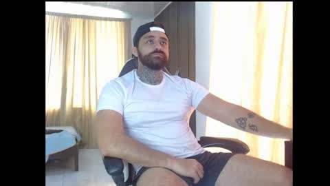 aronmiller online show from 11/08/25, 01:55