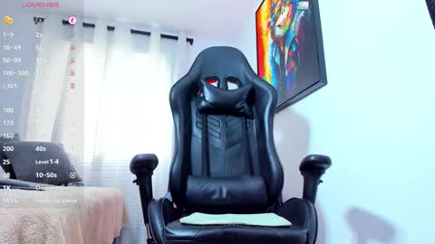   online show from 10/30/25, 01:34