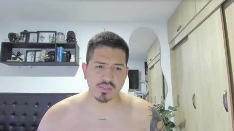 ARON  Independent model  online show from 09/19/25, 11:49