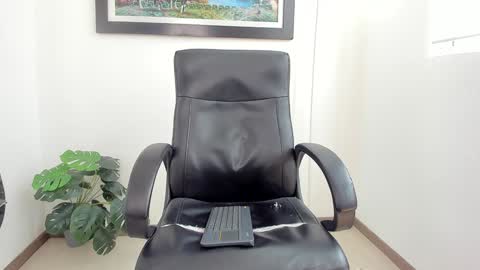 Snapshot of aroon_connor chatting on 02/07/25, 07:49 online show from 02/07/25, 07:49