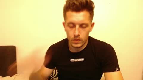 Snapshot of arromwilliam90 chatting on 12/08/24, 12:41 arromwilliam90 online show from 12/08/24, 12:41