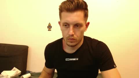 Snapshot of arromwilliam90 chatting on 01/19/25, 08:30 arromwilliam90 online show from 01/19/25, 08:30