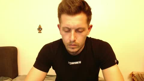 Snapshot of arromwilliam90 chatting on 02/14/25, 01:18 arromwilliam90 online show from 02/14/25, 01:18