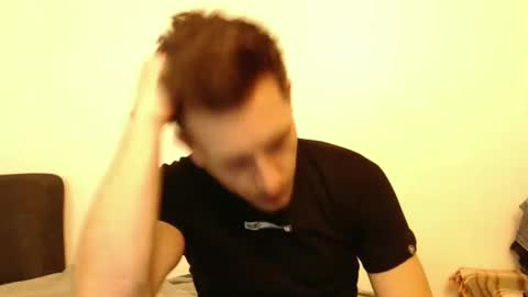 Snapshot of arromwilliam90 chatting on 02/15/25, 08:43 arromwilliam90 online show from 02/15/25, 08:43