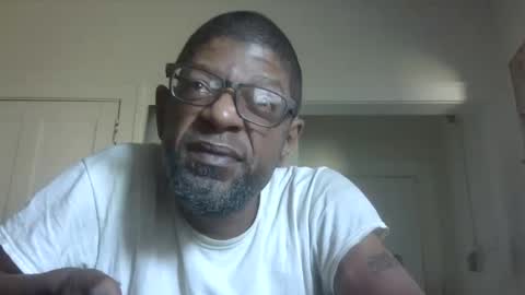 Arteblazze not daddy boy bitch or nigga online show from 10/10/25, 04:28