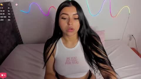 ESTEFANY online show from 12/02/24, 07:47