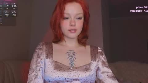 Snapshot of artemisa_meows chatting on 12/25/24, 10:37 SEE U THURSDAY online show from 12/25/24, 10:37