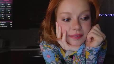 Snapshot of artemisa_meows chatting on 02/08/25, 01:22 SEE U THURSDAY online show from 02/08/25, 01:22