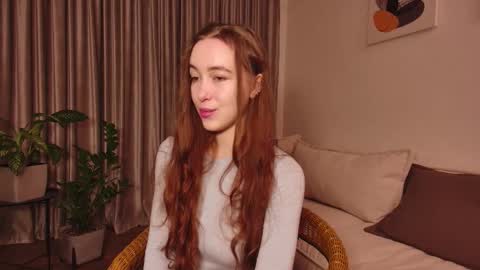 Snapshot of artexcite_ chatting on 11/04/25, 09:47 Lina online show from 11/04/25, 09:47