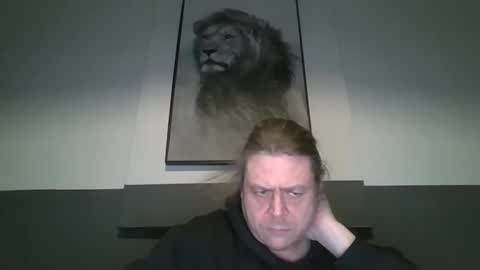 Snapshot of arthure944491 chatting on 11/23/25, 07:57 arthure944491 online show from 11/23/25, 07:57