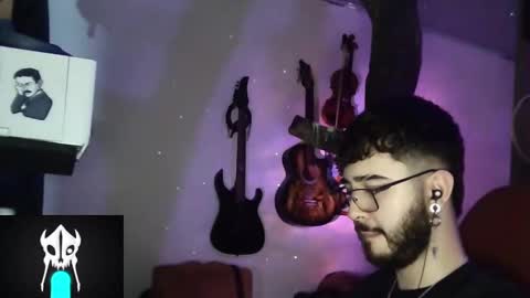 Snapshot of artorias_4 chatting on 12/15/24, 04:51 artorias 4 online show from 12/15/24, 04:51