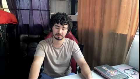 Snapshot of artorias_4 chatting on 10/15/25, 10:21 artorias 4 online show from 10/15/25, 10:21