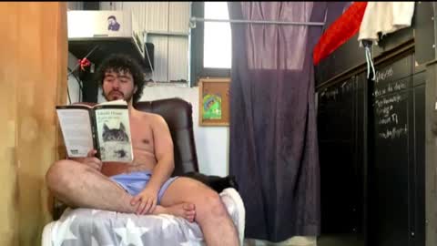 Snapshot of artorias_4 chatting on 10/24/25, 09:33 artorias 4 online show from 10/24/25, 09:33