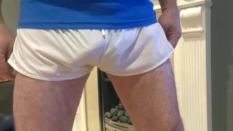 artybee online show from 10/19/25, 10:27