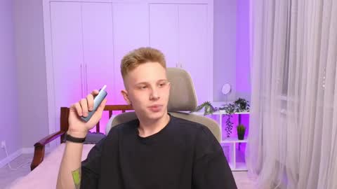 Archie online show from 12/30/24, 05:15