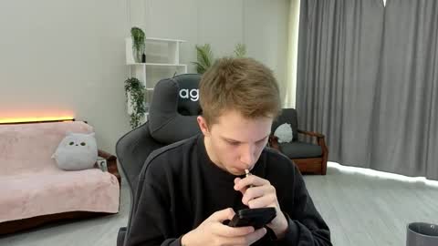 Archie online show from 10/29/25, 03:20